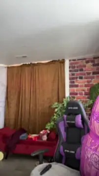 RubyLynne online show from April 2026 07:58:02 PM