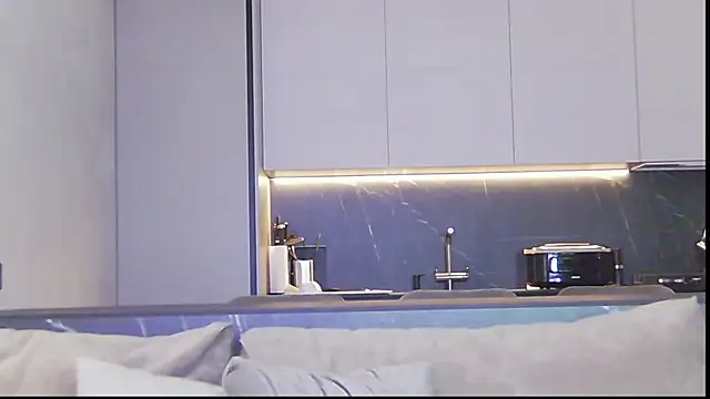 Snapshot of Sinful_Eyes chatting on December 2024 02:15:01 PM Sinful Eyes online show from December 2024 02:15:01 PM