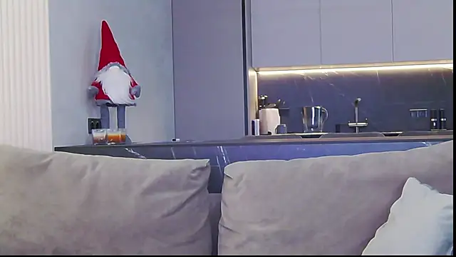 Snapshot of Sinful_Eyes chatting on December 2024 07:44:02 AM Sinful Eyes online show from December 2024 07:44:02 AM