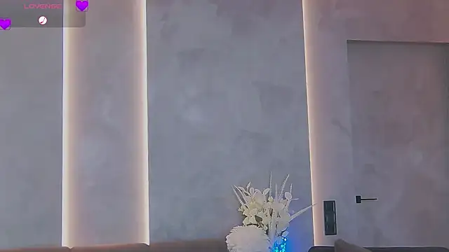 Snapshot of Sinful_Eyes chatting on March 2025 07:09:02 AM Sinful Eyes online show from March 2025 07:09:02 AM