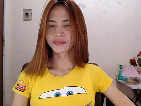Snapshot of _FoxyFlair chatting on June 2026 05:05:01 PM FoxyFlair online show from June 2026 05:05:01 PM