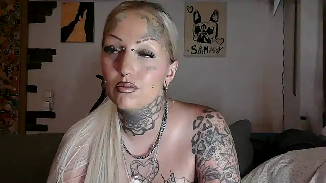 RoxxyInk online show from July 2026 11:51:02 PM