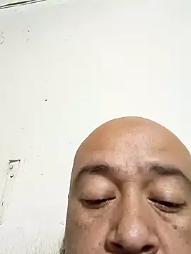 GeorgeVergaGrues online show from February 2025 11:00:01 PM