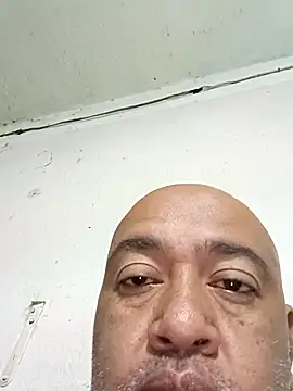 GeorgeVergaGrues online show from October 2025 07:03:02 AM