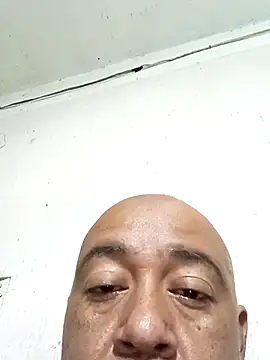 GeorgeVergaGrues online show from October 2025 02:04:02 AM