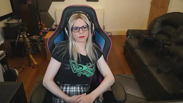 Snapshot of KelseyCobalt chatting on January 2025 09:46:02 PM KelseyCobalt online show from January 2025 09:46:02 PM