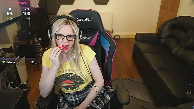 Snapshot of KelseyCobalt chatting on March 2025 11:44:02 PM KelseyCobalt online show from March 2025 11:44:02 PM