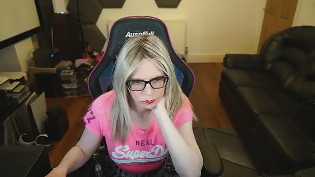 Snapshot of KelseyCobalt chatting on March 2025 09:34:01 PM KelseyCobalt online show from March 2025 09:34:01 PM