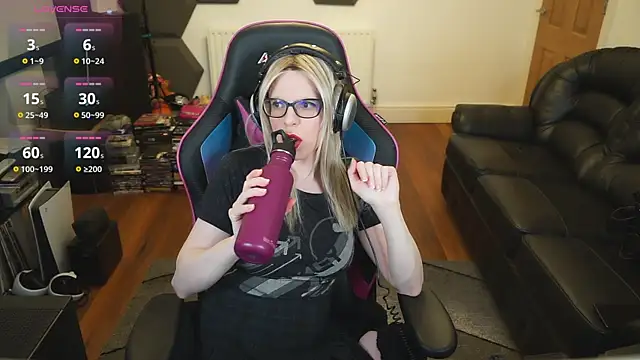 Snapshot of KelseyCobalt chatting on March 2025 09:53:02 PM KelseyCobalt online show from March 2025 09:53:02 PM