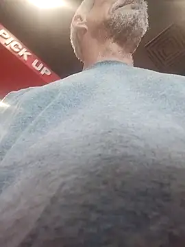 Biknight online show from September 2025 10:04:01 PM