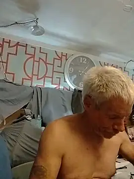 Biknight online show from April 2026 07:07:02 PM