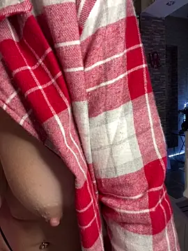 Hotnessi online show from February 2025 03:01:02 PM