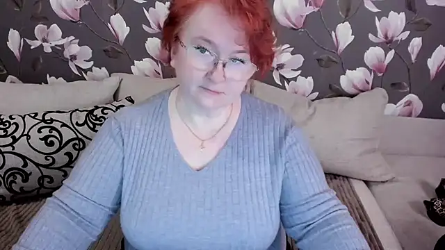 leiamillersonn online show from December 2024 06:12:01 PM