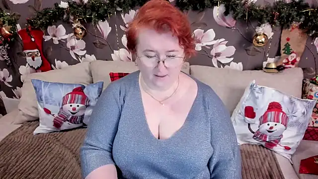 leiamillersonn online show from December 2024 09:51:01 PM