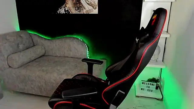 Dimitri Colleman online show from January 2025 02:29:01 AM