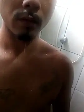 garoto1997 online show from January 2026 05:49:02 PM