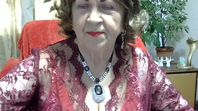 Emma52610 online show from April 2026 07:34:01 AM