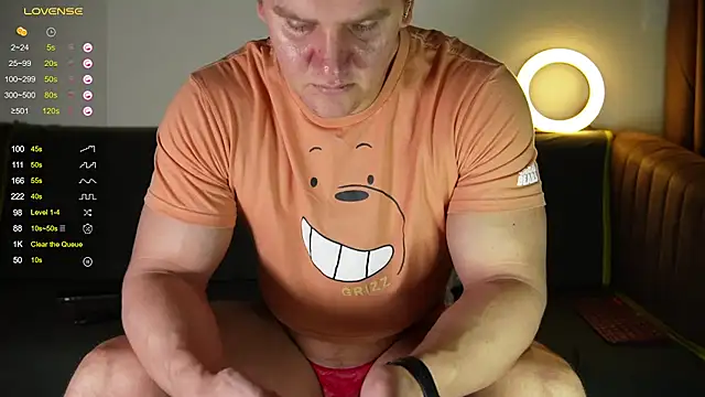 SteeveMuscle online show from December 2024 02:52:01 AM