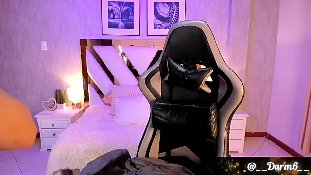 Lia Simons online show from September 2025 02:59:02 AM