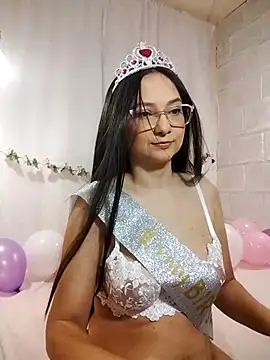 Camilatinass  online show from March 2026 12:10:01 PM