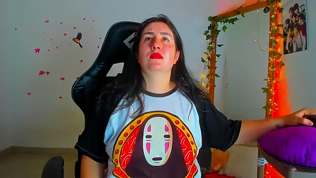 Snapshot of Susan_Foxx chatting on October 2025 07:25:01 PM Susan Foxx online show from October 2025 07:25:01 PM