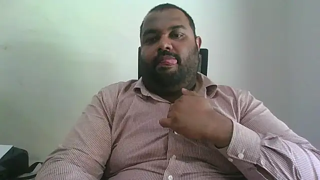 Snapshot of FatCockBoySL chatting on July 2026 07:45:01 AM FatCockBoySL online show from July 2026 07:45:01 AM