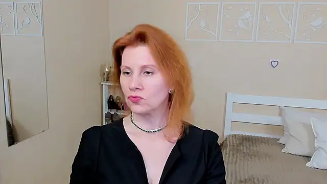 Snapshot of FoxySophia chatting on January 2025 08:21:01 PM FoxySophia online show from January 2025 08:21:01 PM