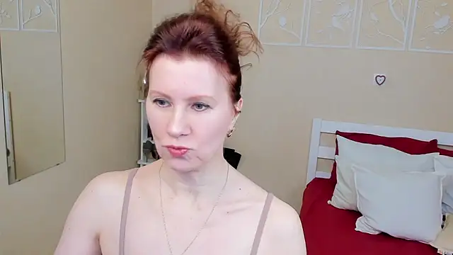 Snapshot of FoxySophia chatting on March 2025 09:10:01 AM FoxySophia online show from March 2025 09:10:01 AM