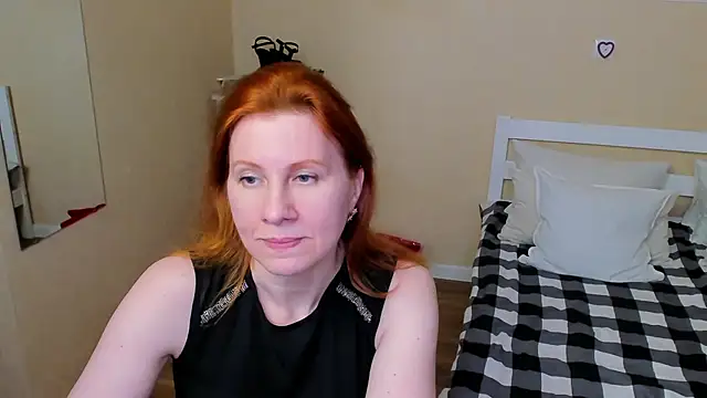 FoxySophia online show from October 2025 01:29:01 AM