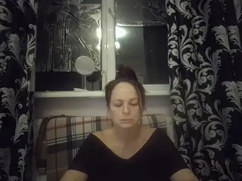 Snapshot of LindaStarS chatting on February 2025 04:56:02 PM LindaStarS online show from February 2025 04:56:02 PM