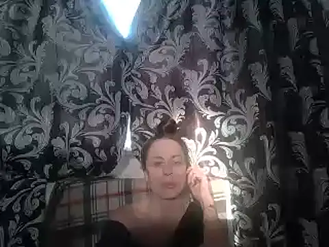 Snapshot of LindaStarS chatting on February 2025 02:10:01 PM LindaStarS online show from February 2025 02:10:01 PM