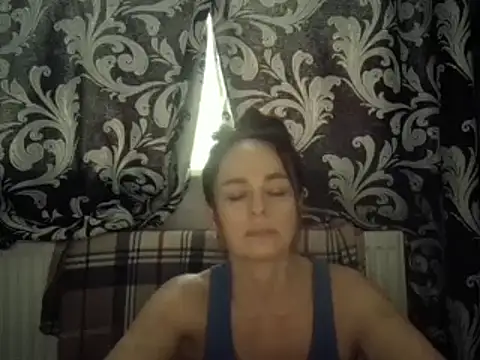 Snapshot of LindaStarS chatting on March 2025 03:45:02 PM LindaStarS online show from March 2025 03:45:02 PM