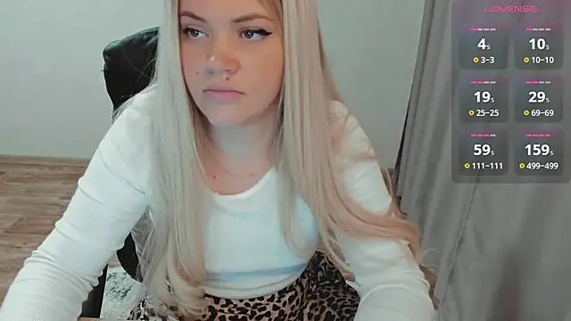 Snapshot of AllAboutLoveXx chatting on March 2025 10:13:02 AM AllAboutLoveXx online show from March 2025 10:13:02 AM