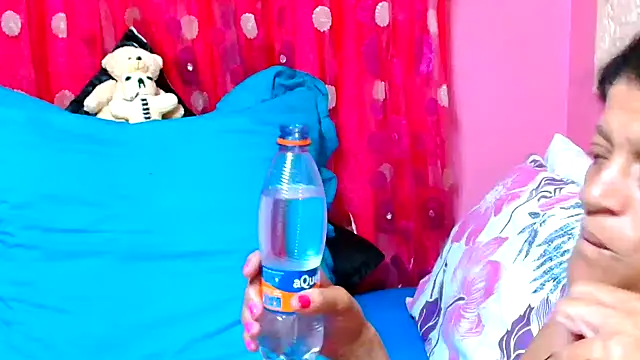 SLUTTYROXY online show from January 2025 08:07:02 AM