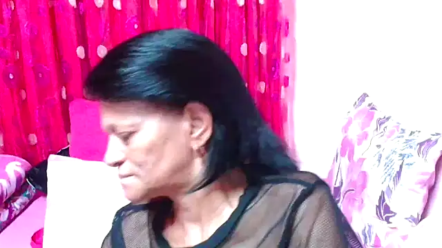 SLUTTYROXY online show from November 2025 02:45:01 AM