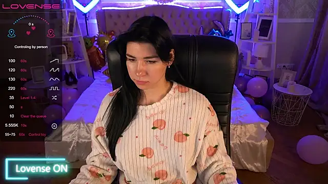 Snapshot of EmilyCandyy chatting on January 2025 07:04:01 AM EmilyCandyy online show from January 2025 07:04:01 AM