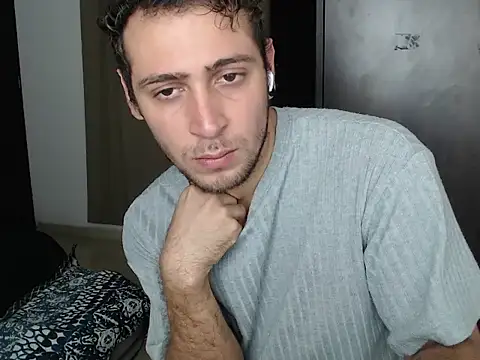 stevensanchez99 online show from April 2026 05:30:01 PM
