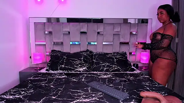 Cammiila online show from March 2025 07:39:01 PM