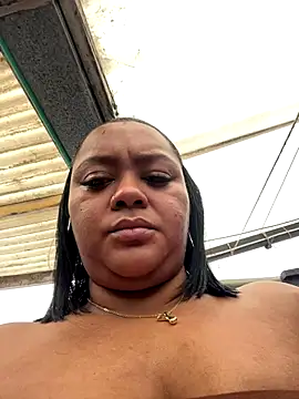 Snapshot of yanza2002 chatting on October 2025 01:50:02 PM yanza2002 online show from October 2025 01:50:02 PM