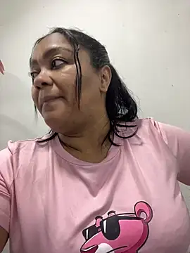 Snapshot of yanza2002 chatting on November 2025 10:53:02 PM yanza2002 online show from November 2025 10:53:02 PM