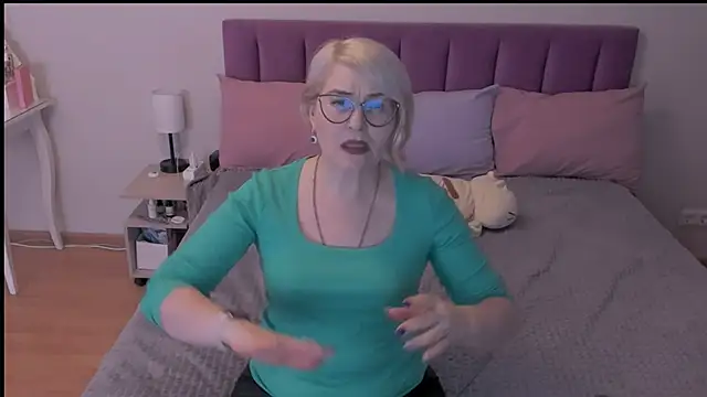 sabrinamacmarren online show from March 2025 08:56:01 PM