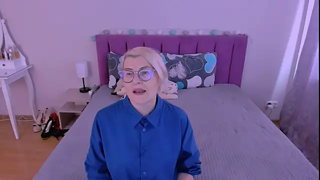 sabrinamacmarren online show from February 2026 09:03:02 AM