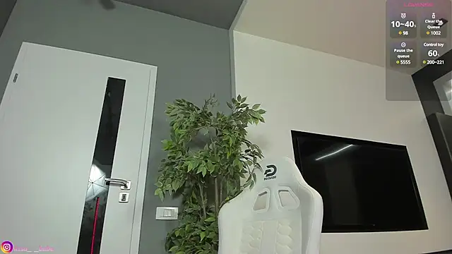 lissababe1 online show from December 2024 11:30:01 PM