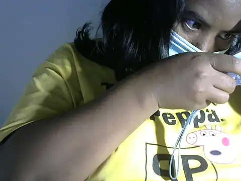 Artinah22 online show from April 2026 05:17:02 PM