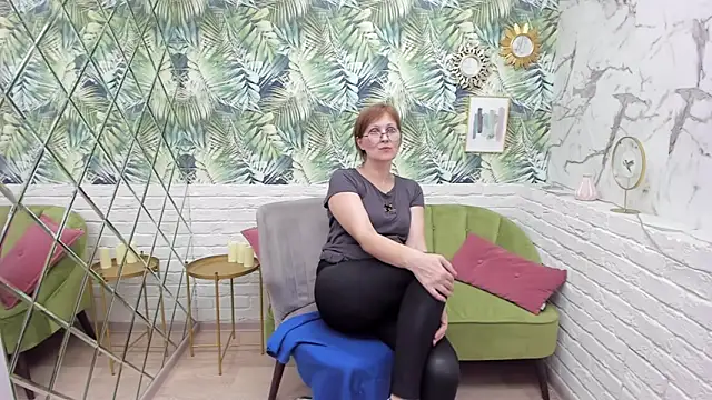 Paris Cherry online show from March 2025 02:15:01 AM