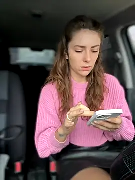 MariiD online show from October 2025 06:54:01 AM