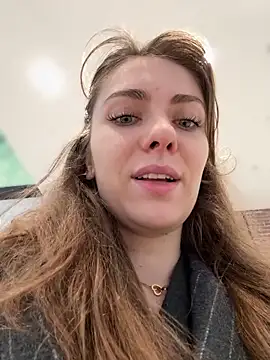 MariiD online show from November 2025 08:48:02 AM