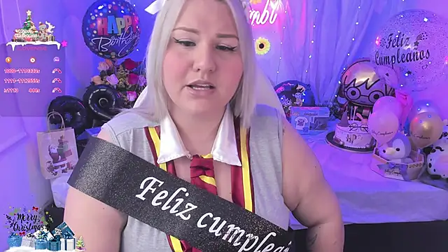 Snapshot of sweetbambi23 chatting on December 2024 03:36:01 AM sweetbambi23 online show from December 2024 03:36:01 AM