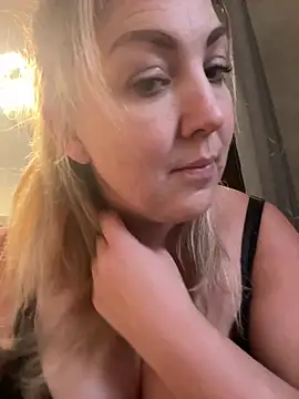 Anna Alexa online show from January 2025 02:02:02 PM