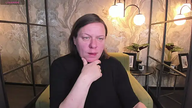 KellyPerfection online show from February 2025 01:33:02 PM